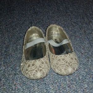 Gold lace baby/toddler dress shoes with strap